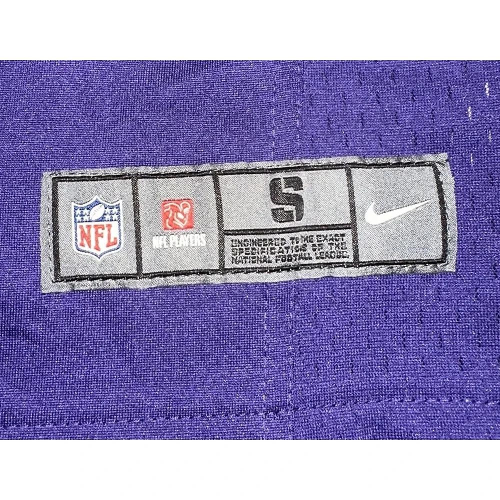 Nike NFL On Field Purple Jersey Baltimore Ravens‎ #8 Lamar Jackson Youth Small 8
